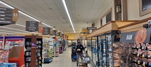 Supermarket «Giant», reviews and photos, 1900 Abbey Rd, Charlottesville, VA 22911, USA