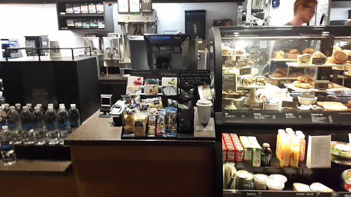 Shopping Mall «Pipers Alley Mall», reviews and photos, 210 W North Ave, Chicago, IL 60610, USA