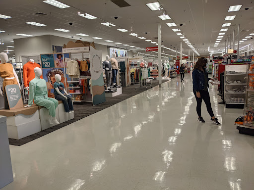 Department Store «Target», reviews and photos, 4053 Factoria Square Mall SE, Bellevue, WA 98006, USA
