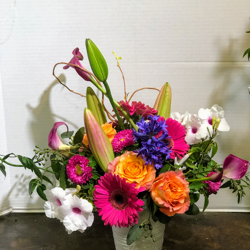 Florist «Flowers By Lynda», reviews and photos, 1005 W Foothill Blvd, Azusa, CA 91702, USA