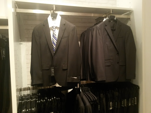 Clothing Store «Express», reviews and photos, 12000 SE 82nd Ave, Happy Valley, OR 97086, USA