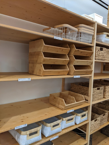 Custom-made shelves Indianapolis