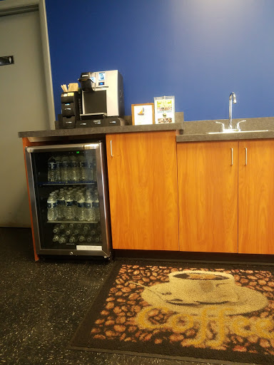 Tire Shop «Tireman Auto Service Centers», reviews and photos, 532 Illinois Ave, Maumee, OH 43537, USA