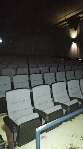 Movie Theater «Chanhassen Cinema», reviews and photos, 570 Market St, Chanhassen, MN 55317, USA