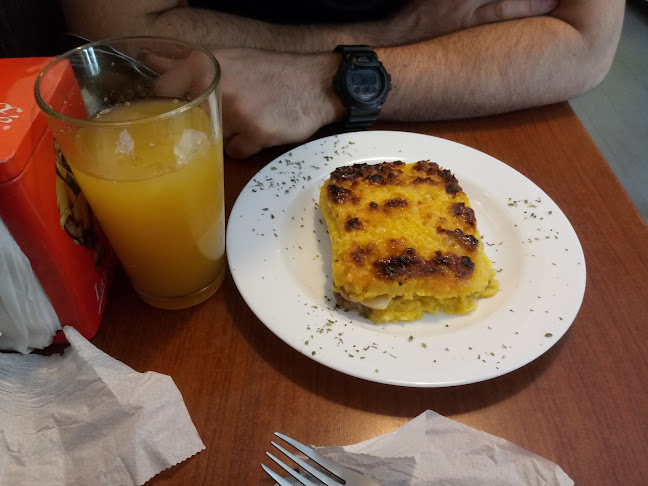 Tomodachi Coffee - Cafetería