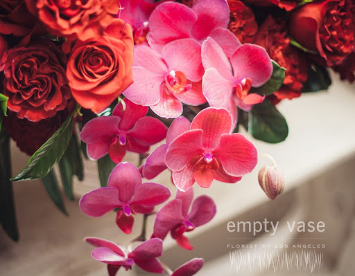 Florist «Empty Vase Florist», reviews and photos, 9033 California Route 2, Los Angeles, CA 90069, USA