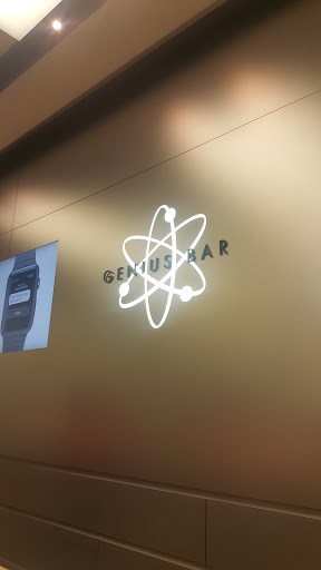 Computer Store «Apple Towson Town Center», reviews and photos, 825 Dulaney Valley Rd, Towson, MD 21204, USA