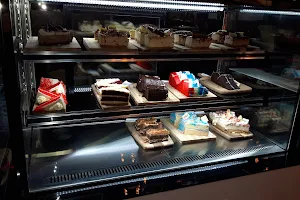 Little Dessert Shop image
