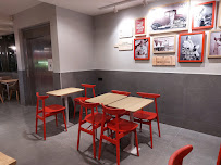 Atmosphère du Restaurant KFC Orléans Olivet à Orléans - n°16