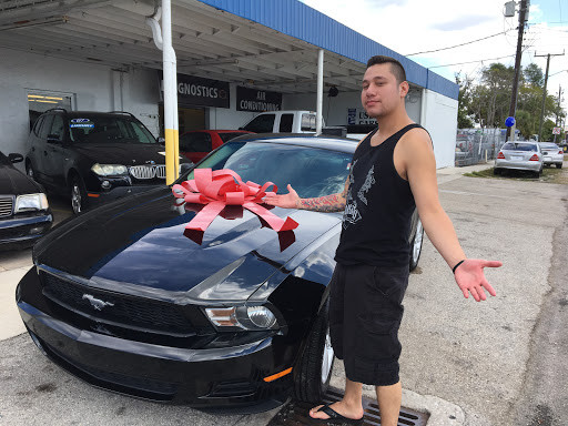 Used Car Dealer «Fort Myers Auto Mall», reviews and photos, 2475 Fowler St, Fort Myers, FL 33901, USA