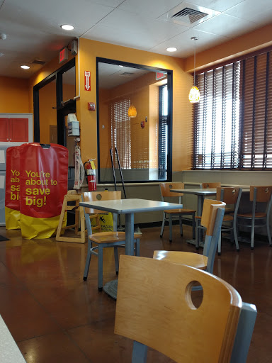 Grocery Store «Kroger Marketplace», reviews and photos, 1931 Jesse Jewell Pkwy SE, Gainesville, GA 30501, USA