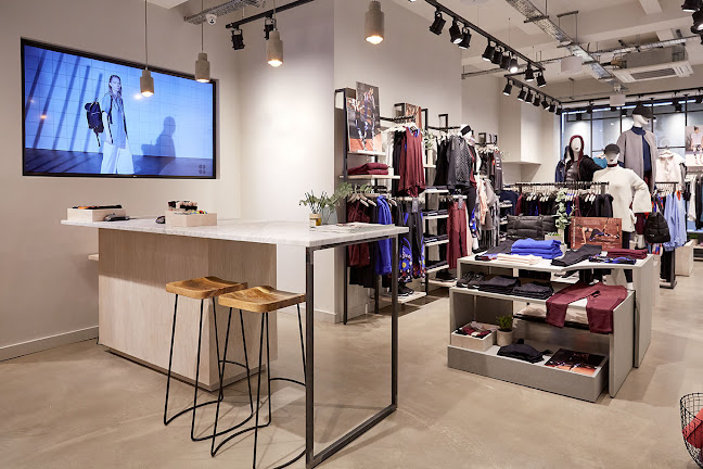 Reviews of Sweaty Betty in London - Clothing store