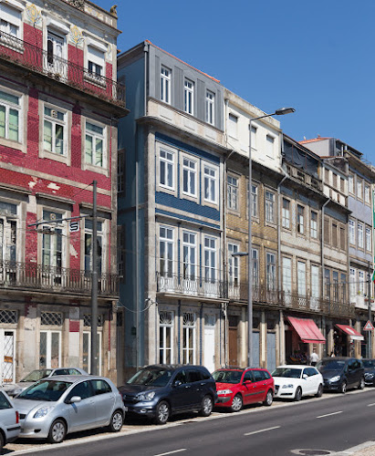 nº77, R. Nova da Alfândega, 4050-431 Porto, Portugal
