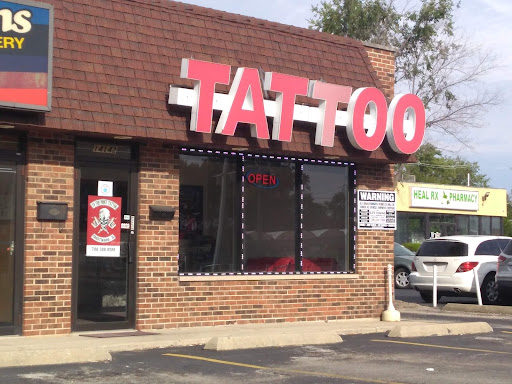 Tattoo Shop «To the Point Tattoo Studio», reviews and photos, 14049 S Cicero Ave, Crestwood, IL 60445, USA