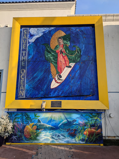 Shopping Mall «Moonlight Plaza Shopping Center», reviews and photos, 315 S Coast Hwy 101, Encinitas, CA 92024, USA