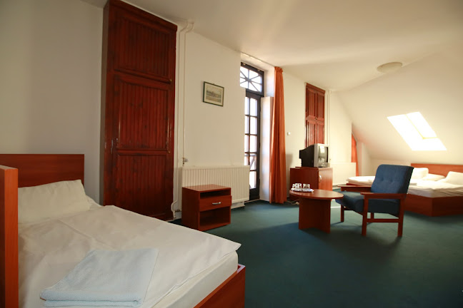 Főnix Hotel - Pécs