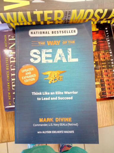 Book Store «Barnes & Noble», reviews and photos, 200 S Gary Ave, Bloomingdale, IL 60108, USA