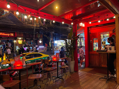 Bang Bang Burgers - 30 Sukhumvit 11 Alley, Khlong Toei Nuea, Watthana, Bangkok 10110, Thailand