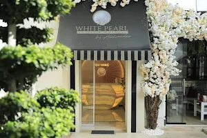 White Pearl Güzellik Merkezi by Alexandra image