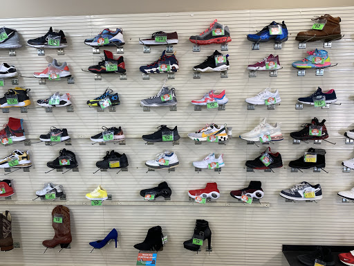 Pawn Shop «Value Pawn & Jewelry», reviews and photos, 2325 S Volusia Ave, Orange City, FL 32763, USA