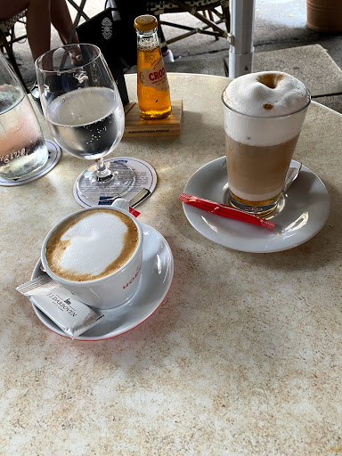 Café-Dampfnudelbäck