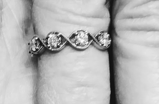 Jewelry Store «Ben Bridge Jeweler», reviews and photos, 1151 Galleria Blvd #137, Roseville, CA 95678, USA