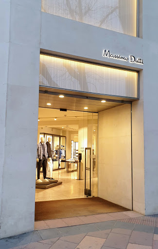 Massimo Dutti