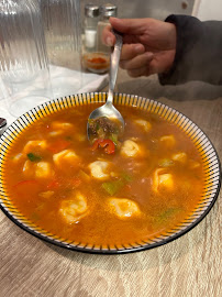 Soupe du Restaurant asiatique Roshangul - Cuisine Ouighour Artisanale à Dijon - n°14