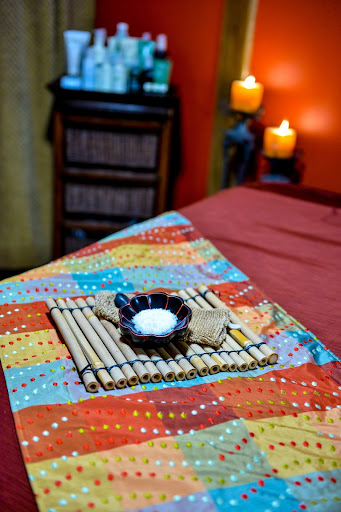 Beauty Salon «Strands Aveda Salon and Spa», reviews and photos, Strands Aveda Salon and Spa, 3271 Folsom Blvd, Sacramento, CA 95816, USA