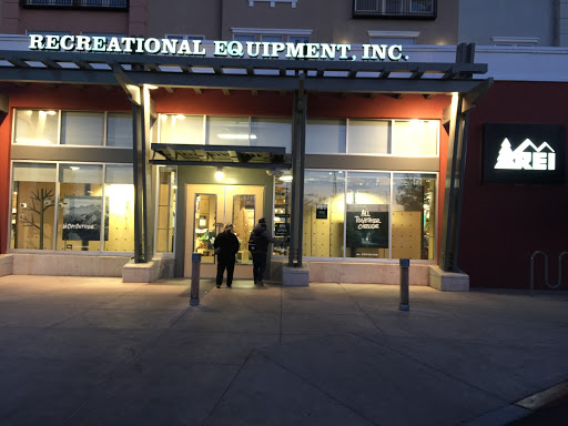 Camping Store «REI», reviews and photos, 2220 Village Walk Dr #150, Henderson, NV 89052, USA