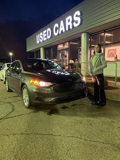 Ford Dealer «Mike Castrucci Ford Sales», reviews and photos, 1020 OH-28, Milford, OH 45150, USA