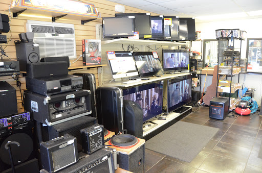 Pawn Shop «Sterling & Knight Jewelry & Pawn», reviews and photos, 109 E St Charles Rd, Villa Park, IL 60181, USA