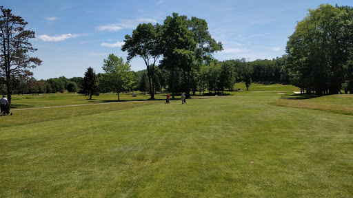 Golf Course «Sunset Valley Golf Course», reviews and photos, 47 W Sunset Rd, Pompton Plains, NJ 07444, USA