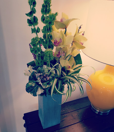 Florist «Rambling Rose Florist», reviews and photos, 22428 Gilmore St, West Hills, CA 91307, USA