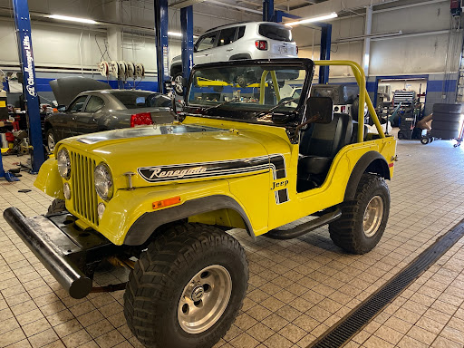 Car Dealer «Dodge Chrysler Jeep of Winter Haven», reviews and photos, 299 Cypress Gardens Blvd, Winter Haven, FL 33880, USA
