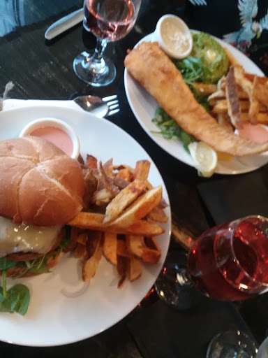 Bar «Jackpot Bistro», reviews and photos, 1652 NW Fairview Dr, Gresham, OR 97030, USA