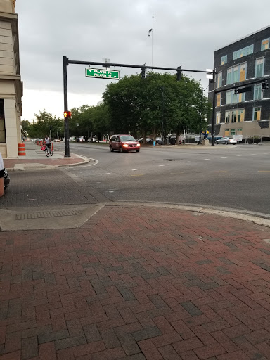 Live Music Venue «Vinyl Music Hall», reviews and photos, 2 S Palafox St, Pensacola, FL 32502, USA