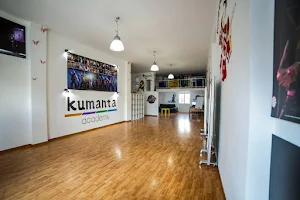 Kumanta Academy Corsi di musical, teatro, canto e danza image
