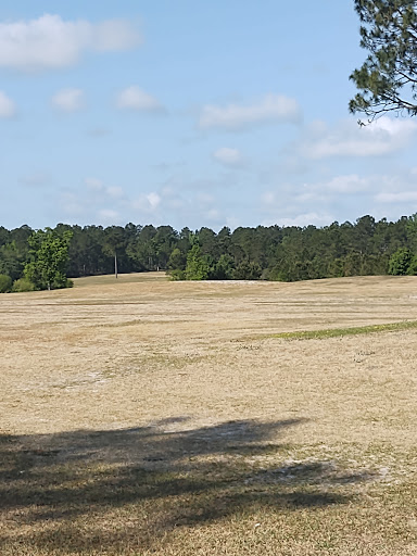 Golf Driving Range «Old Fort Golf Course», reviews and photos, 3189 River Rd SE, Winnabow, NC 28479, USA