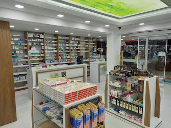 Evren Eczanesi Evren Apotheke