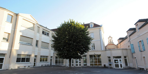 Collège Saint Spire à Corbeil-Essonnes