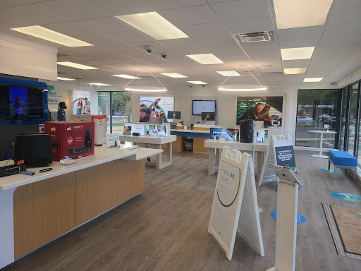 Cable Company «Cox Solutions Store», reviews and photos, 11044 Lee Hwy #10, Fairfax, VA 22030, USA