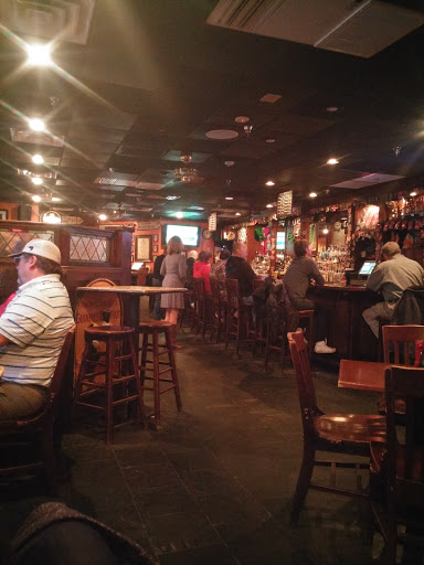 Irish Pub «The Old Court Irish Pub And Restaurant», reviews and photos, 29-31 Central St, Lowell, MA 01852, USA