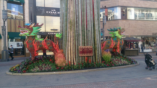 Shopping Mall «The Grove», reviews and photos, 189 The Grove Dr, Los Angeles, CA 90036, USA