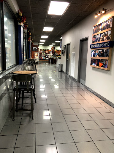 Car Wash «Mister Car Wash & Express Lube», reviews and photos, 9637 FM 1960 Bypass Rd W, Humble, TX 77338, USA