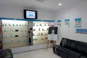 RichFeel Trichology Center image