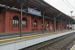 Dworzec kolejowy image