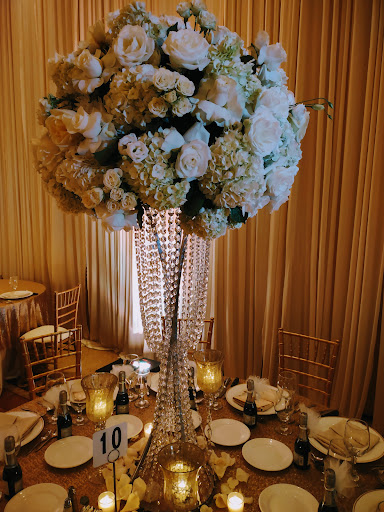 Wedding Planner «M & P Floral And Event Production», reviews and photos, 840 W Lake St, Roselle, IL 60172, USA