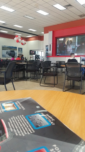 Car Dealer «Legend Kia», reviews and photos, 12115 I-35, San Antonio, TX 78233, USA