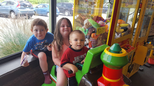 Amusement Center «Jumpin Jonnies», reviews and photos, 234 Talcottville Rd, Vernon, CT 06066, USA